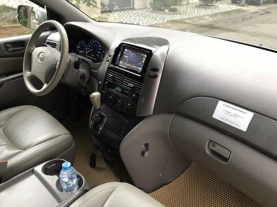 Lên đời cần bán lại xe Sienna 2009 LE nhập mỹ hai cữa điện