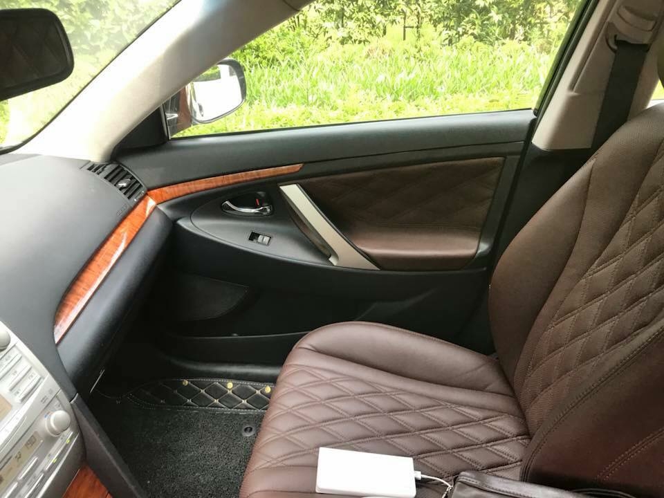 Cần bán xe Toyota Camry 3.5Q 2009 màu đen zin