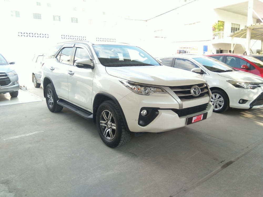 Fortuner 2.4G máy dầu số sàn sx 2017, Nhập Indo cam kết chất lượng