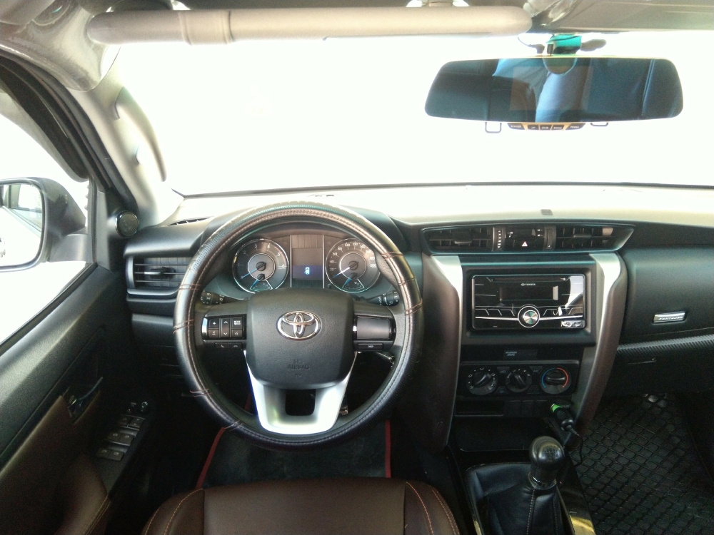 Fortuner 2.4G máy dầu số sàn sx 2017, Nhập Indo cam kết chất lượng