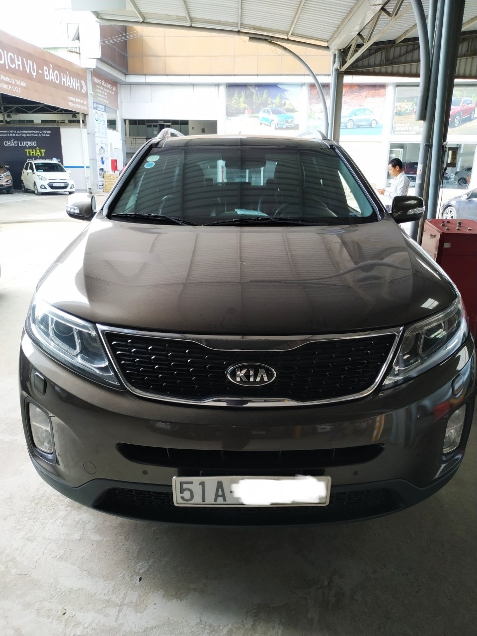 Hãng bán Sorento DATH 2014, màu nâu, đúng chất, biển TP, giá TL, hổ trợ góp
