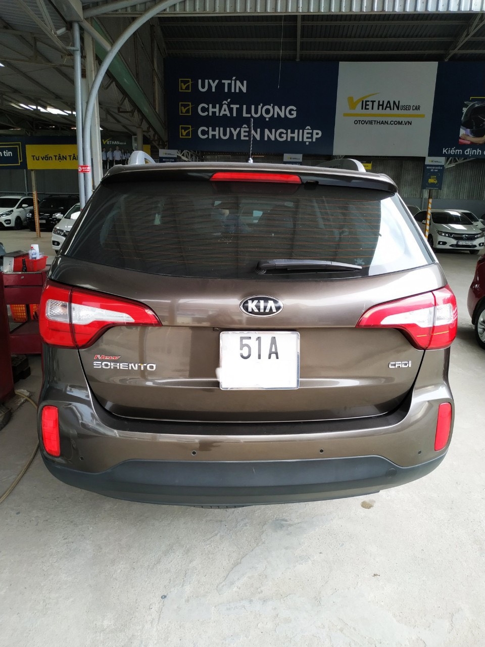 Hãng bán Sorento DATH 2014, màu nâu, đúng chất, biển TP, giá TL, hổ trợ góp