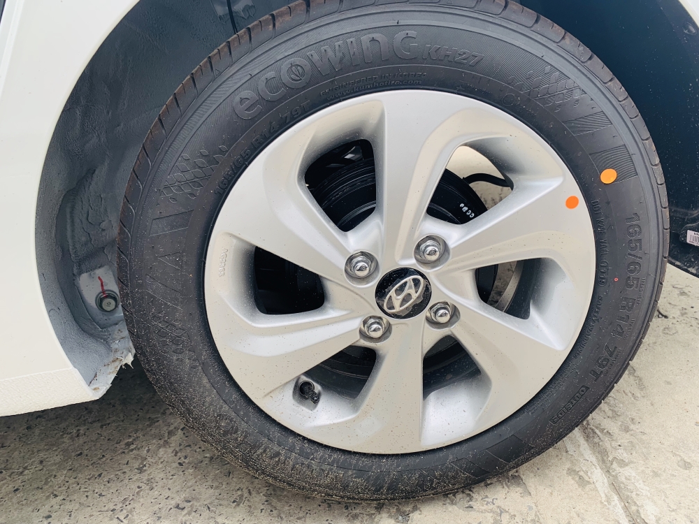 HYUNDAI I10 CHỈ 130TR NHẬN XE NGAY