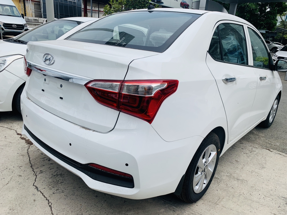HYUNDAI I10 CHỈ 130TR NHẬN XE NGAY