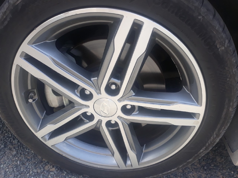 Hãng bán Elantra Sport 2018, màu vàng be, đúng chất, giá TL