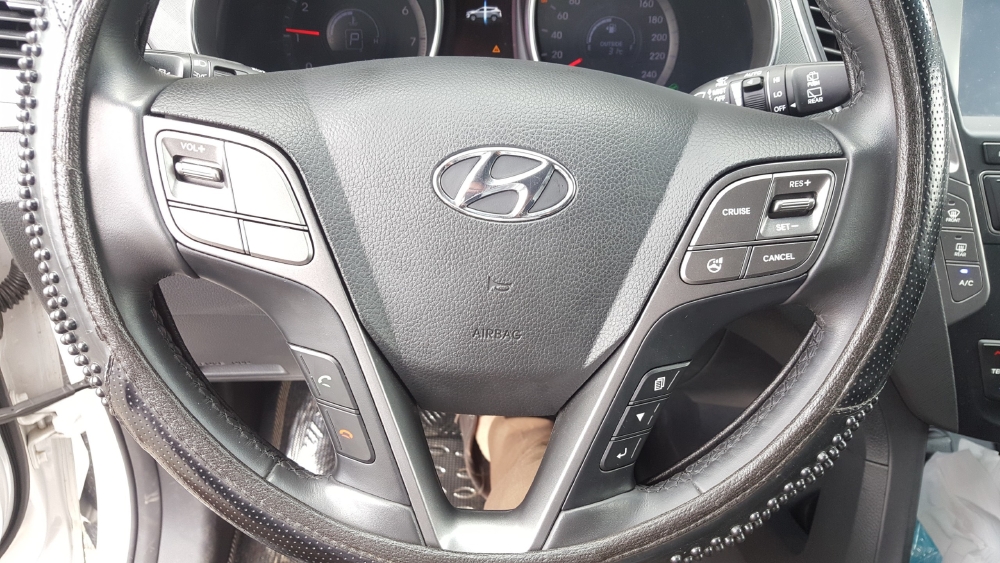 Hãng bán Santafe Full xăng 2015 đăng ký 2016, đúng chất, giá TL, hổ trợ góp