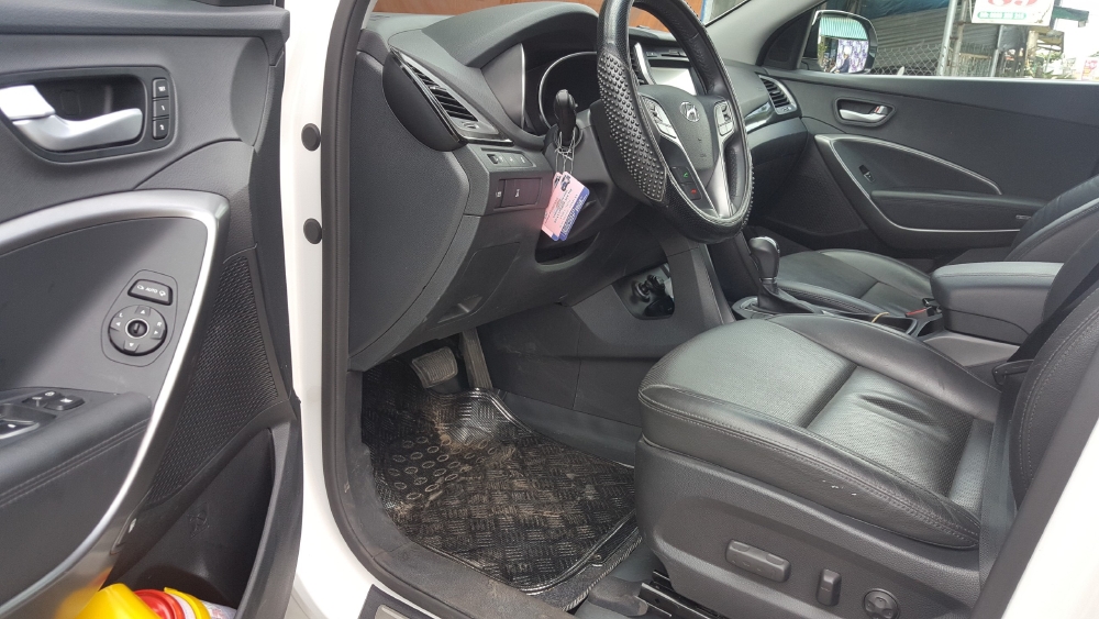 Hãng bán Santafe Full xăng 2015 đăng ký 2016, đúng chất, giá TL, hổ trợ góp