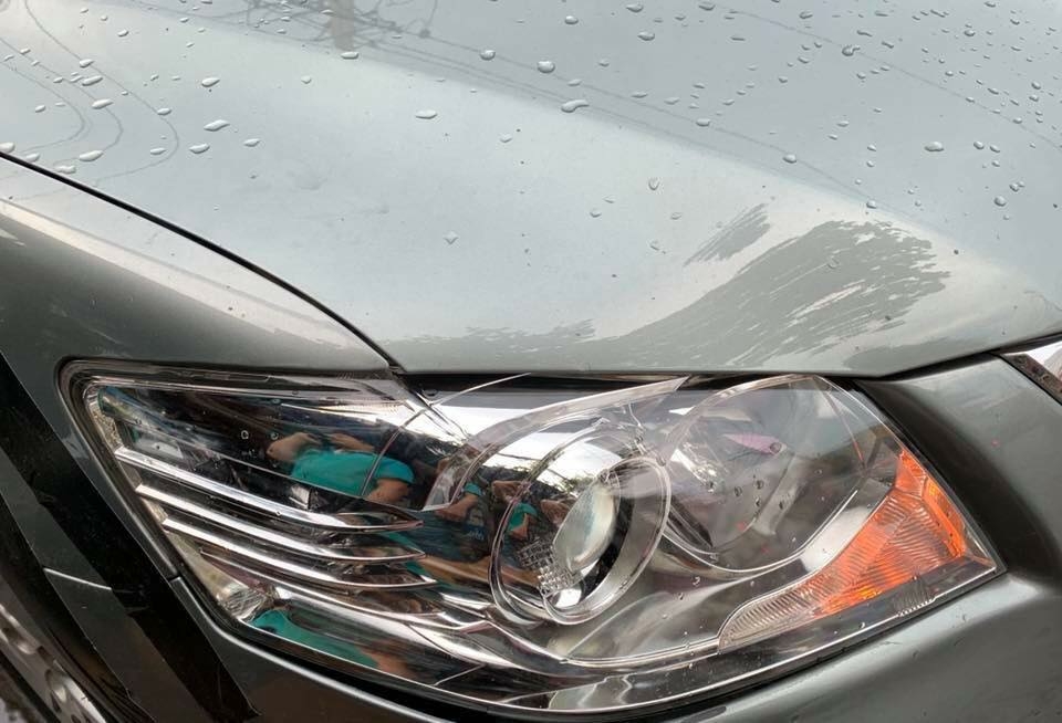 Nhà kẹt tiền bán Toyota Camry 3.5q 2010 số tự động bản full,