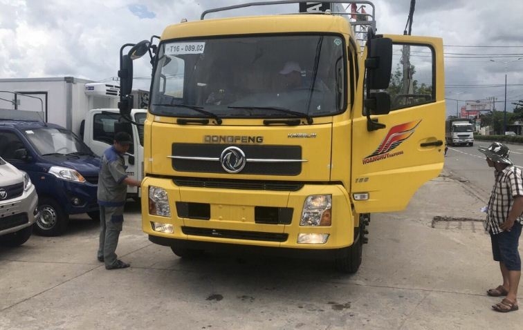 Giá xe tải DongFeng B180  9t3 thùng 7M6 Thiện Lộc ô tô Phú Mẫn