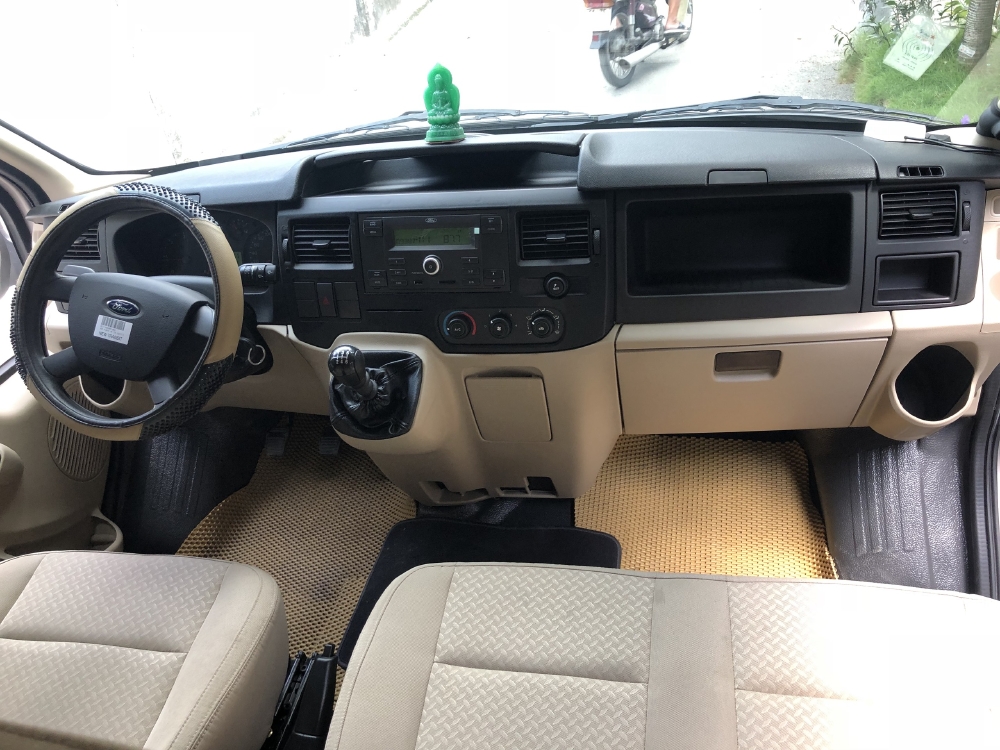 Đổi nghề cần bán bán transit 2018, số sàn, máy dầu