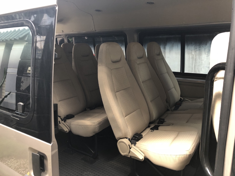 Đổi nghề cần bán bán transit 2018, số sàn, máy dầu