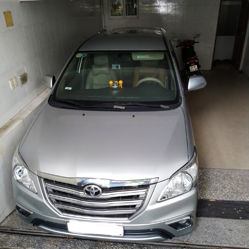 Hãng bán Innova E 2016, màu bạc, đúng chất, giá TL, hổ trợ góp
