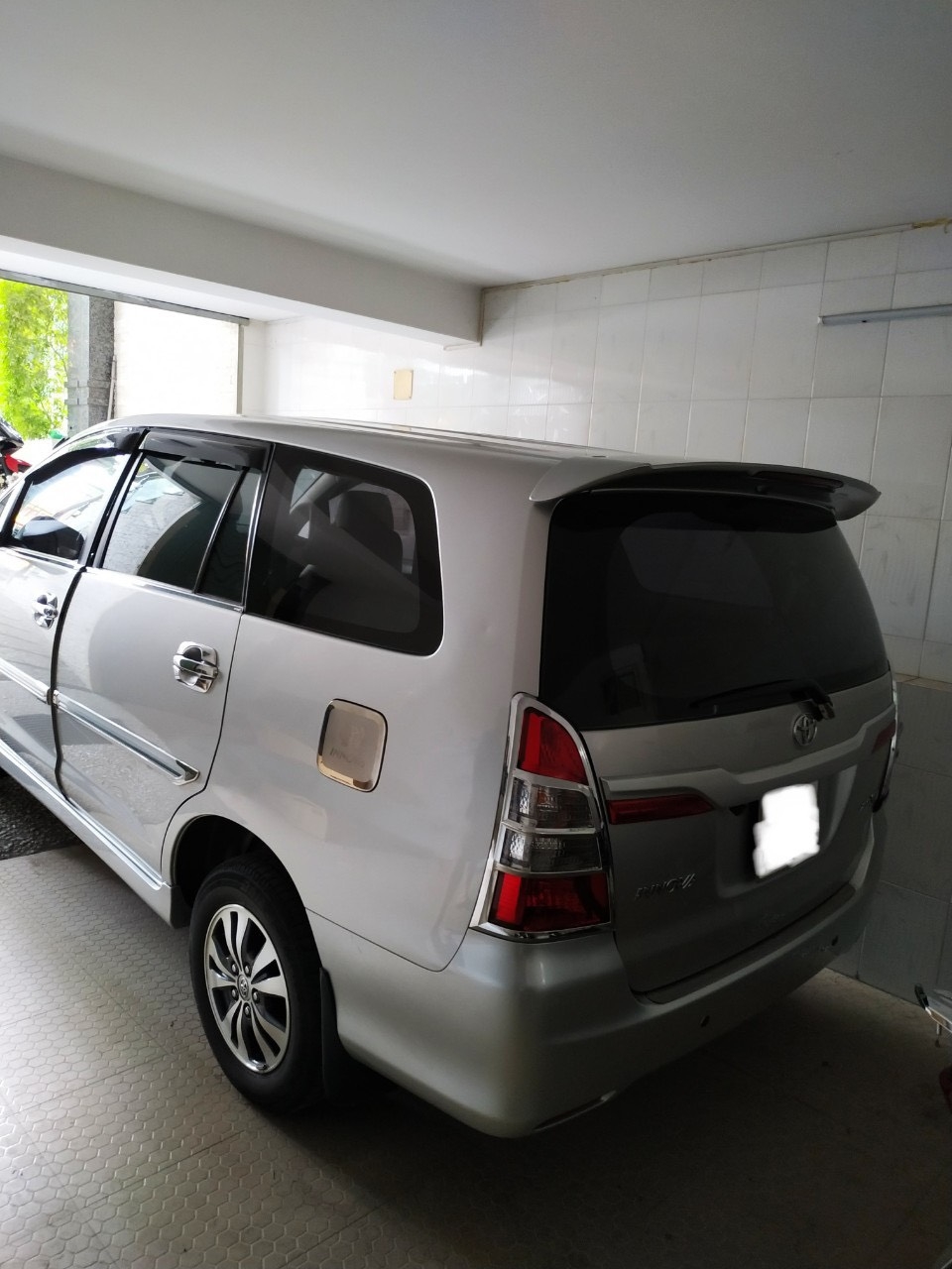 Hãng bán Innova E 2016, màu bạc, đúng chất, giá TL, hổ trợ góp