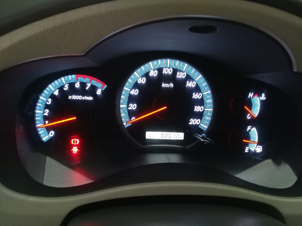 Hãng bán Innova E 2016, màu bạc, đúng chất, giá TL, hổ trợ góp