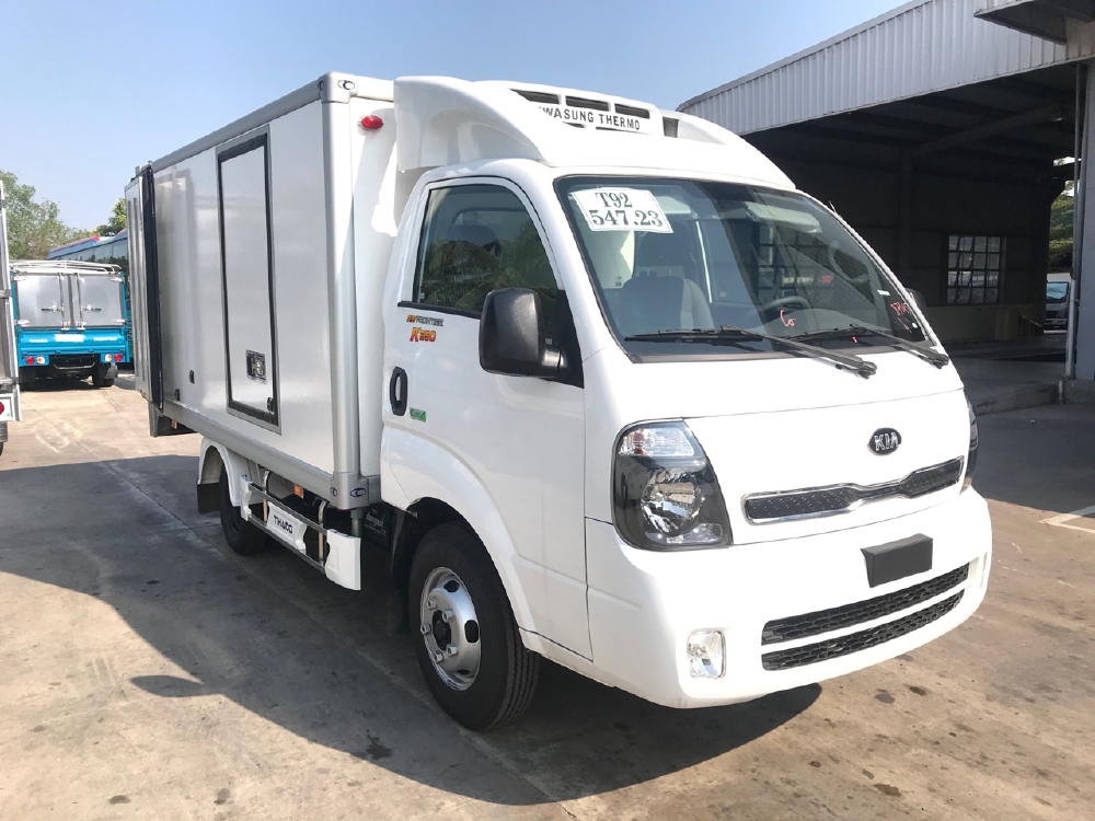Xe tải K250 thùng đông lạnh tải trọng 1990 kg lưu thông quận 1