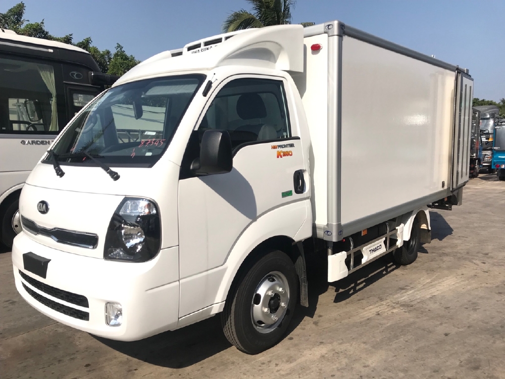 Xe tải K250 thùng đông lạnh tải trọng 1990 kg lưu thông quận 1