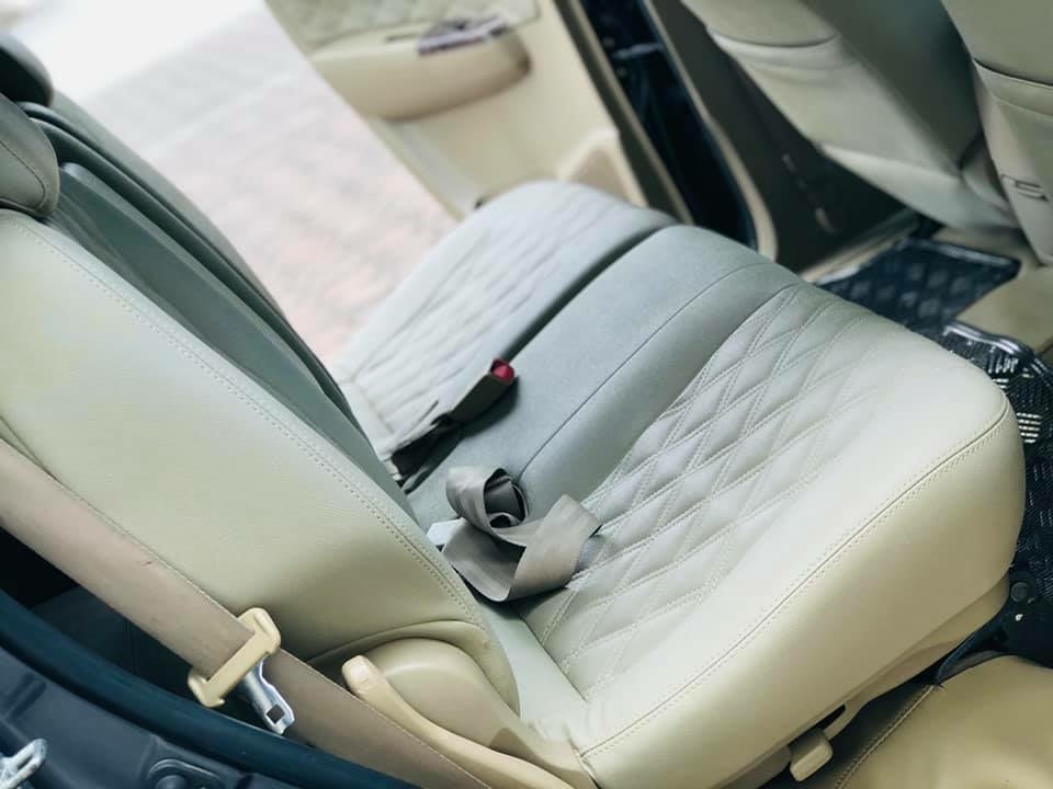 Bán Toyota Fortuner 2010 máy dầu Xám chì xe đi kỹ
