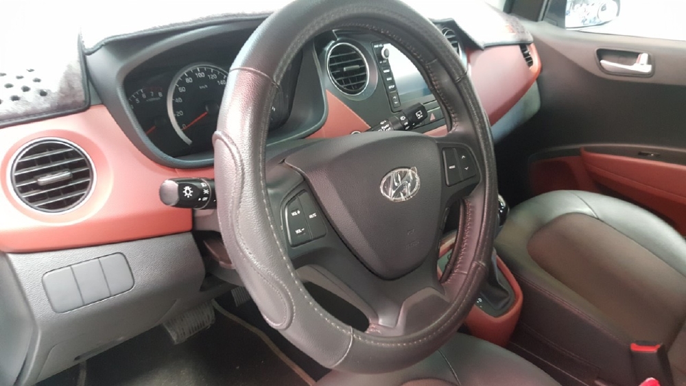 Hãng bán i10 HB 1.2AT 2017, màu bạc, đúng chất, biển TP, giá TL, hổ trợ góp