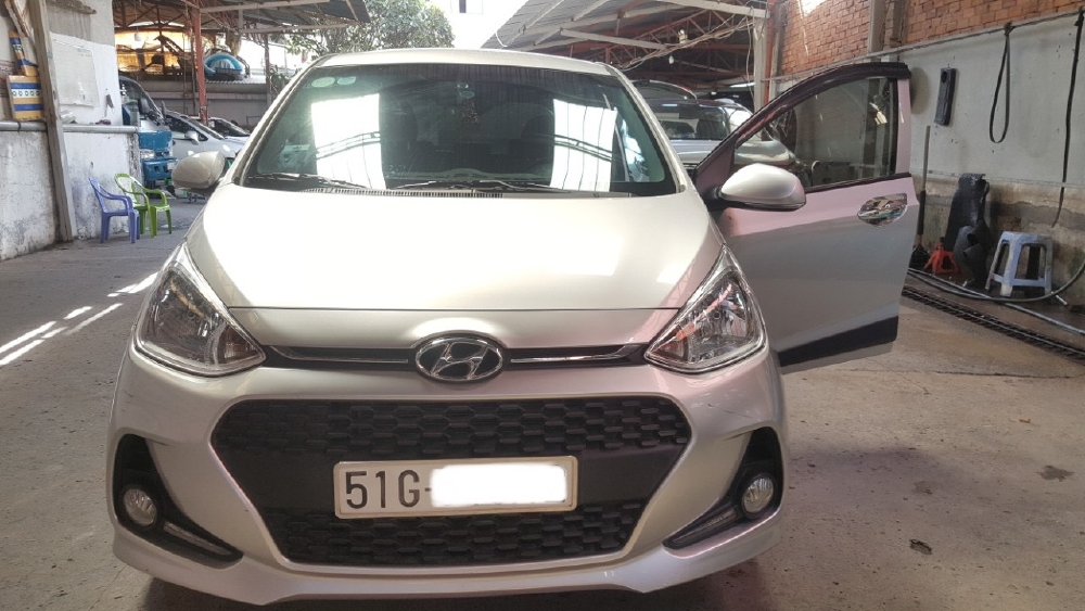 Hãng bán i10 HB 1.2AT 2017, màu bạc, đúng chất, biển TP, giá TL, hổ trợ góp