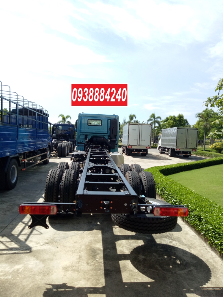 Bán xe tải Thaco Auman 4 chân 17 tấn C300.E4 Long An Tiền Giang Bến Tre
