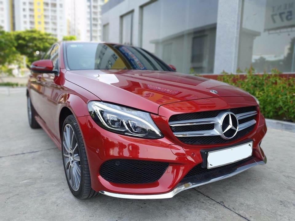 Gia đình cần bán C300, sản xuất 2018, số tự động, màu đỏ