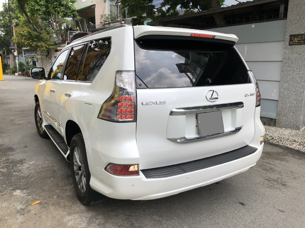 Mình cần bán Lexus GX460 full 2016 trắng thể thao