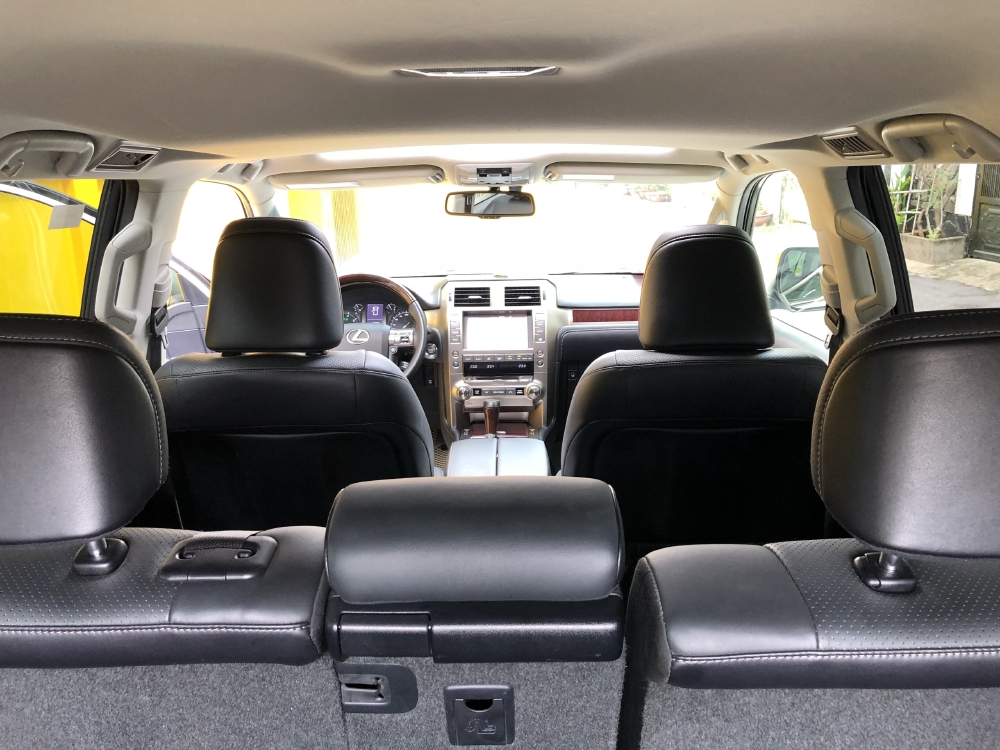 Mình cần bán Lexus GX460 full 2016 trắng thể thao