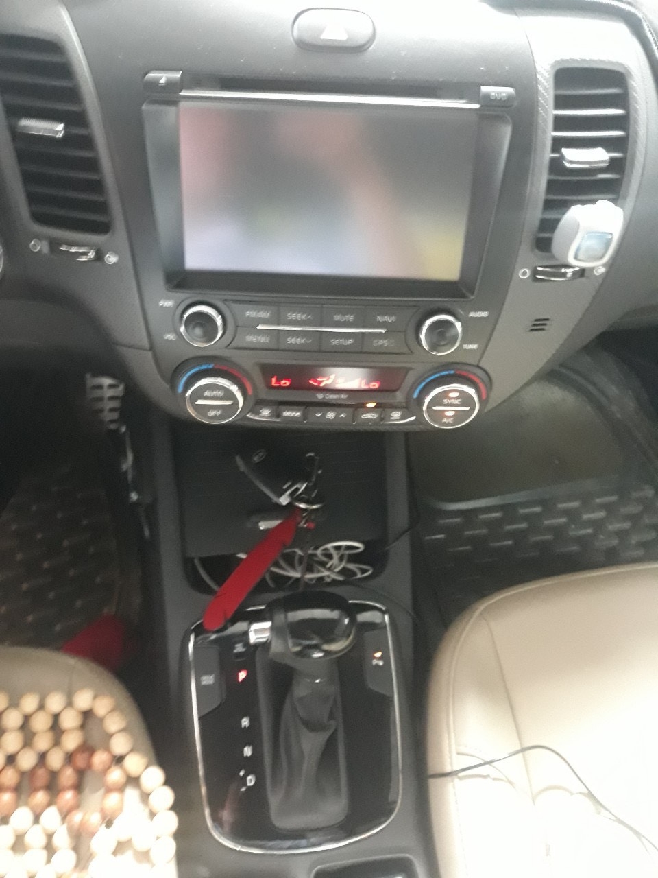 Hãng bán Cerato 1.6AT 2017, màu đỏ, đúng chất, biển TP, giá TL
