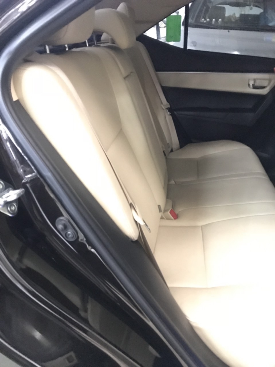 Altis 2.0V AT sản xuất 2019 màu nâu, xe lướt nhà chạy. Hỗ trợ ngân hàng lên đến 75%, lãi xuất thấp