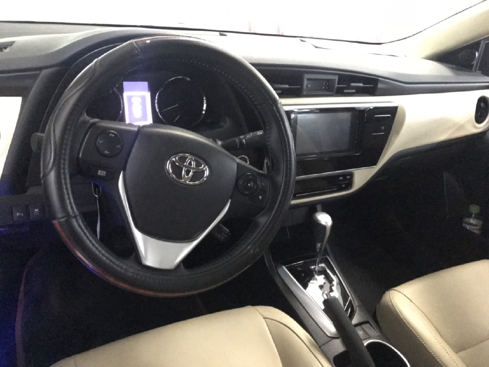 Altis 2.0V AT sản xuất 2019 màu nâu, xe lướt nhà chạy. Hỗ trợ ngân hàng lên đến 75%, lãi xuất thấp