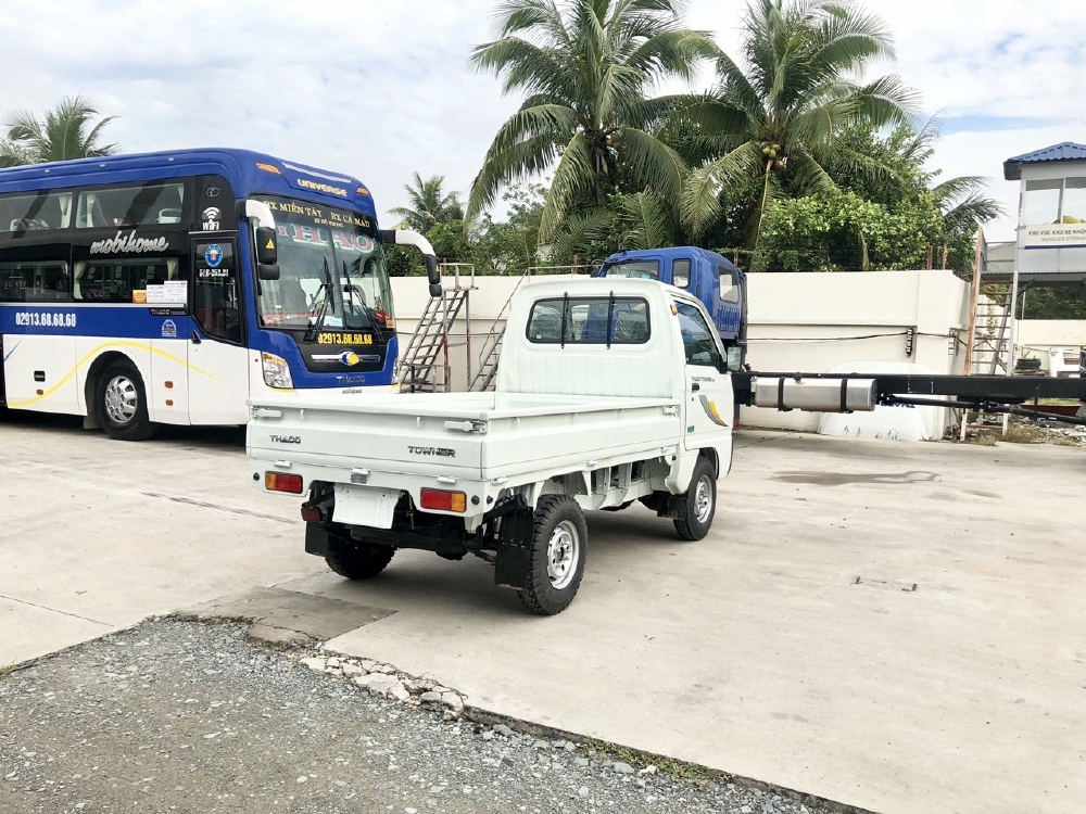 XE TẢI TRƯỜNG HẢI 900Kg, THÙNG 2.2M, ĐỜI 2019 - XE CÓ SẴN.