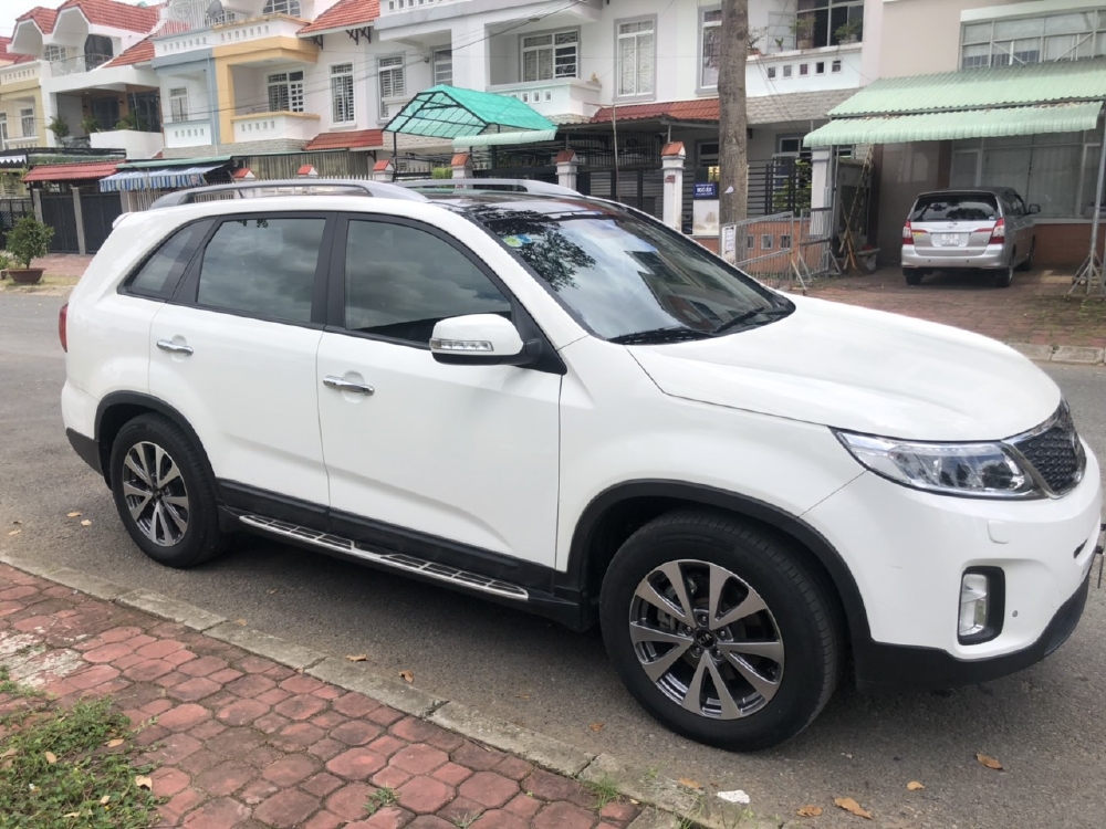 Hãng bán Sorento GATH 2014, màu trắng, đúng chất, biển TP, giá TL, hổ trợ góp
