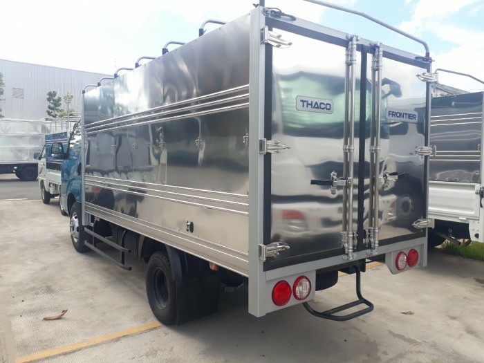Cần bán xe tải KIA K250 thùng mui bạt tải trọng 2,49 tấn, hỗ trợ trả góp 75% giá trị xe. thủ tục đơn giản nhanh chóng.