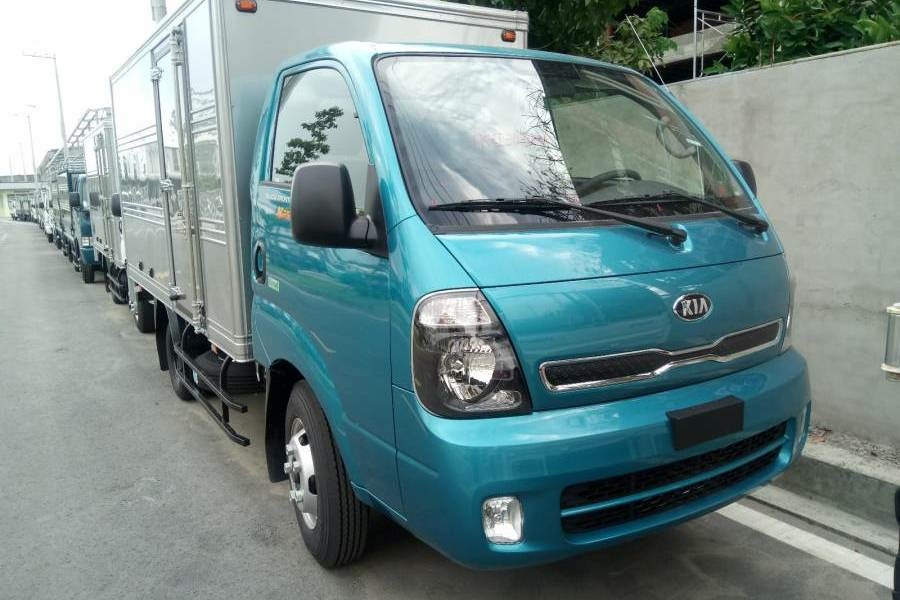 Cần Bán Xe Tải KIA K250 Thùng Kín Tải Trọng 2,49 Tấn Lưu Thông Thành Phố, Hỗ Trợ Trả Góp 75% Giá Trị Xe.