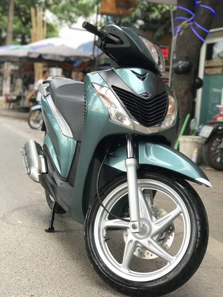 Bán SH Nhập 125 cuối 2011 màu Xanh Đá cực đẹp.