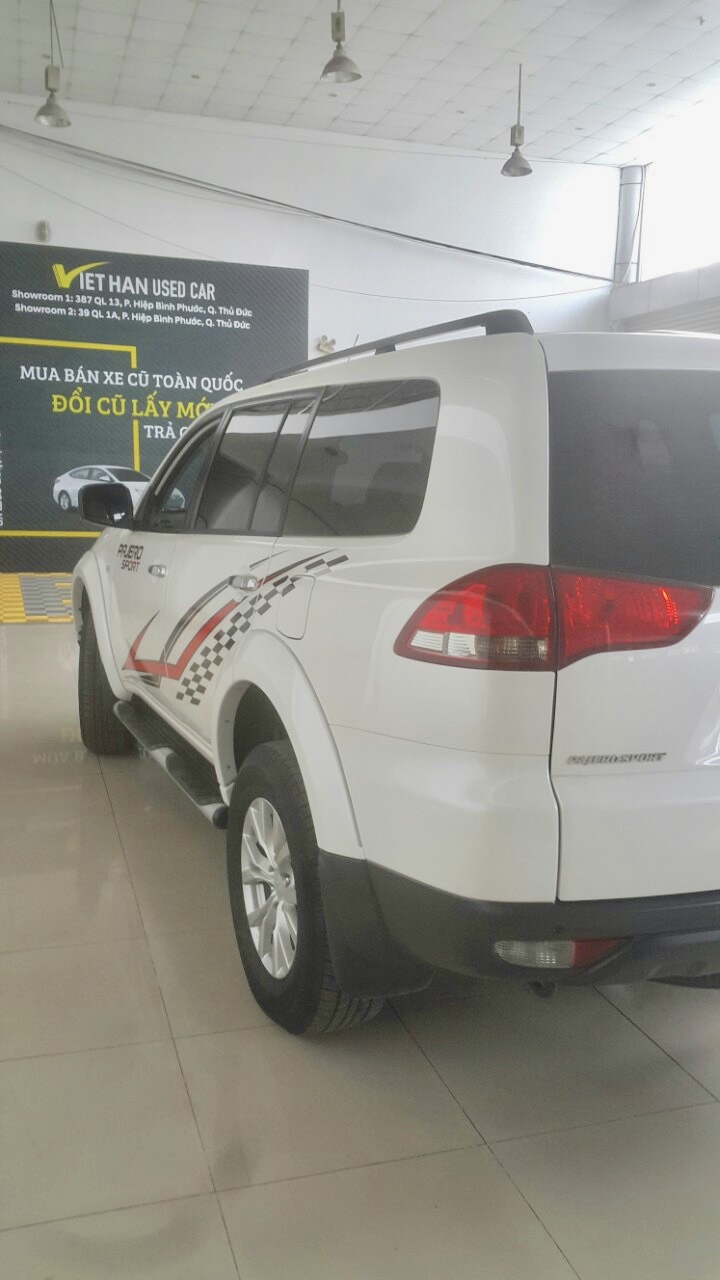 Hãng bán Pajero Sport 2.5MT 1 cầu máy dầu 2016