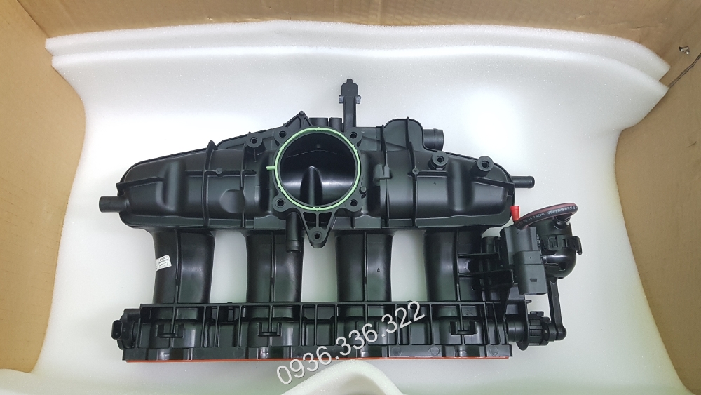 06J133201AR Cổ hút gió AUDI A6