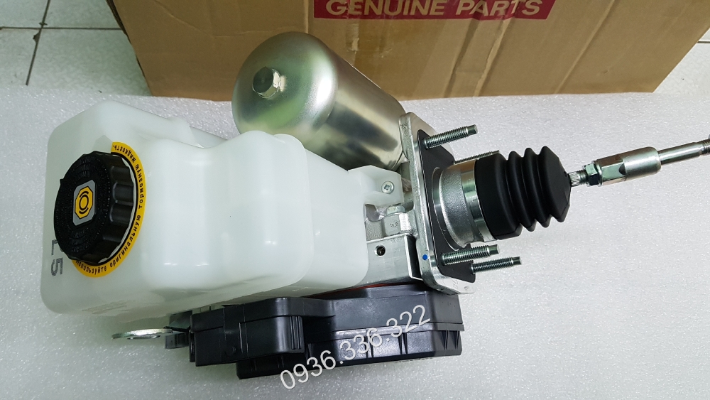 4705060390 Cụm tổng phanh ABS Toyota LAND CRUISER
