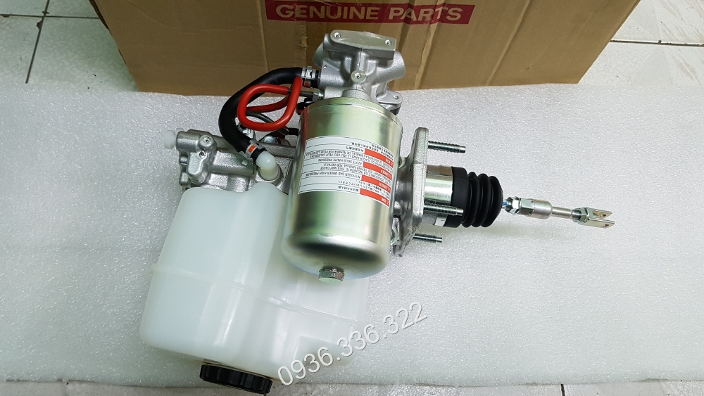 4705060390 Cụm tổng phanh ABS Toyota LAND CRUISER