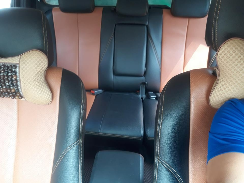 Bán xe Isuzu Dmax 2014 số sàn, máy dầu, xe màu vàng cát