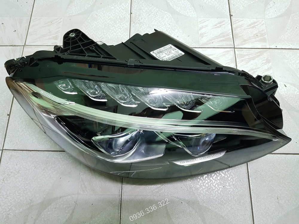 A2059063204 Đèn pha phải (đèn lái) Mercedes W205 C250, C300