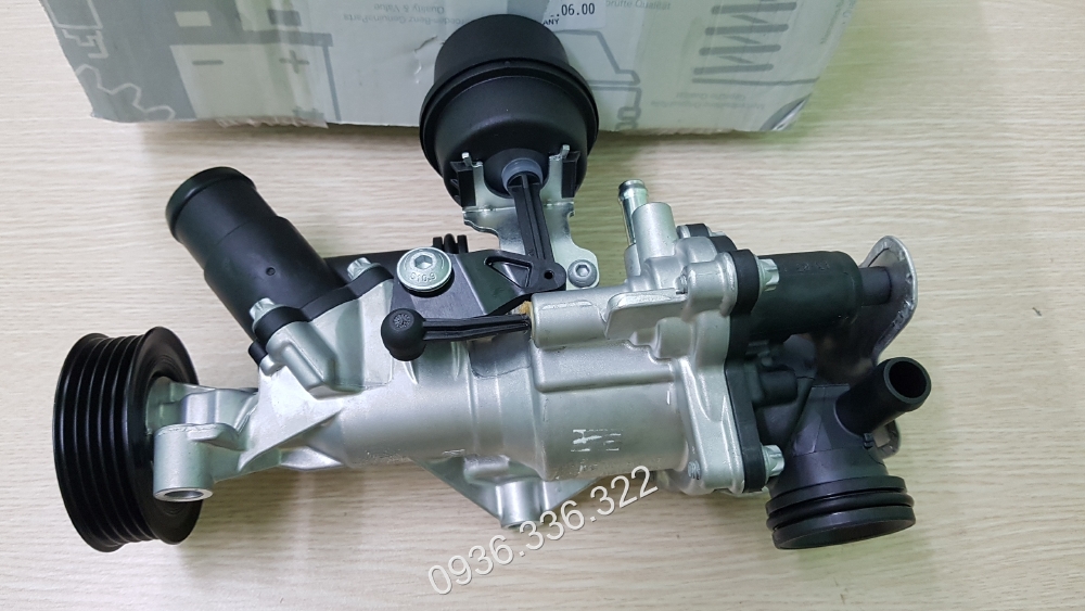 A270200080080 Bơm nước làm mát Mercedes CLA180 Máy 271