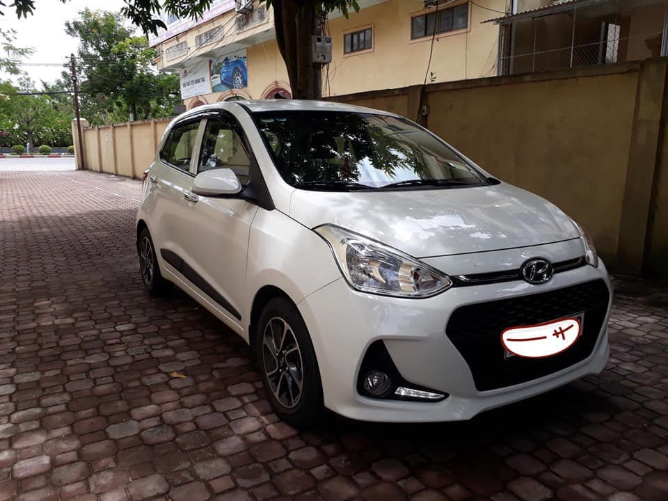 Gia đình cần bán xe I10. sản xuất 2019, số sàn