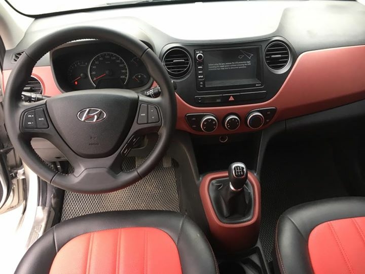 Gia đình cần bán xe I10. sản xuất 2019, số sàn