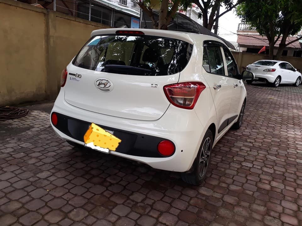 Gia đình cần bán xe I10. sản xuất 2019, số sàn