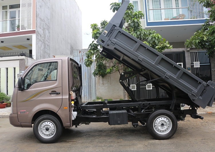 xe tải tata 1,2 tấn