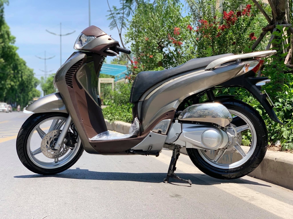 Bán SH Nhập 125 cuối 2012 màu sâmpanh Biển Cực Vip
