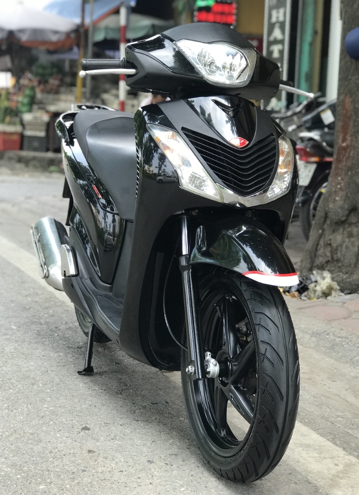 Bán SH Nhập 125 cuối 2011 màu Đen biển Vip
