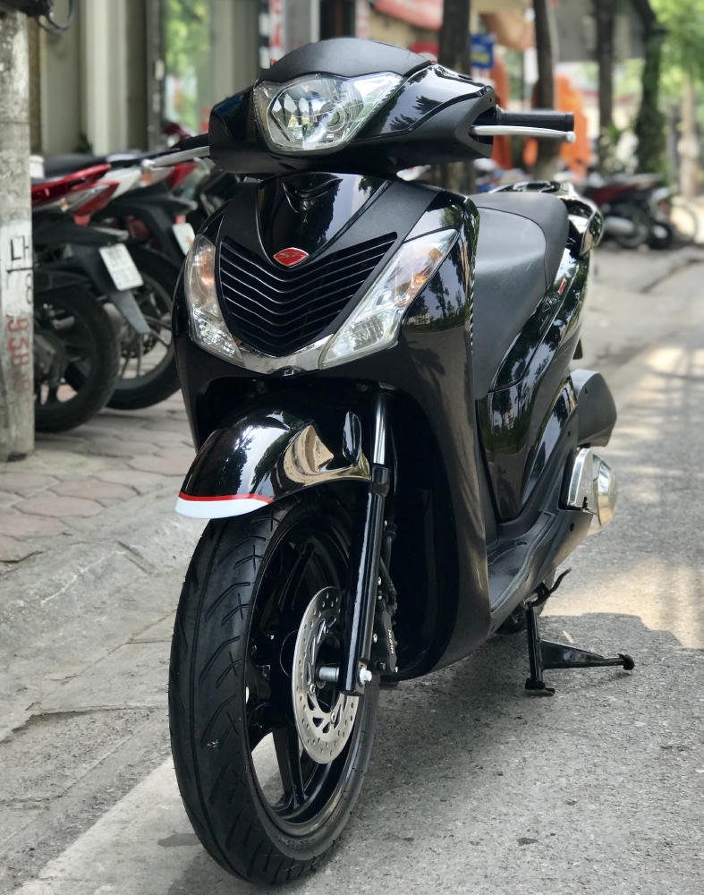 Bán SH Nhập 125 cuối 2011 màu Đen biển Vip