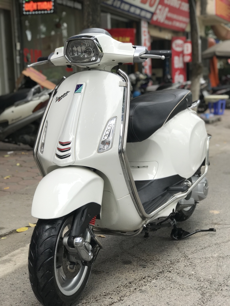 Bán Sprint 2016 màu Trắng thời trang, cực đẹp